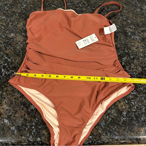 Lot of 2 NWT Cupshe Swimsuits One Piece Cut Out Womens Medium - Picture 7 of 10